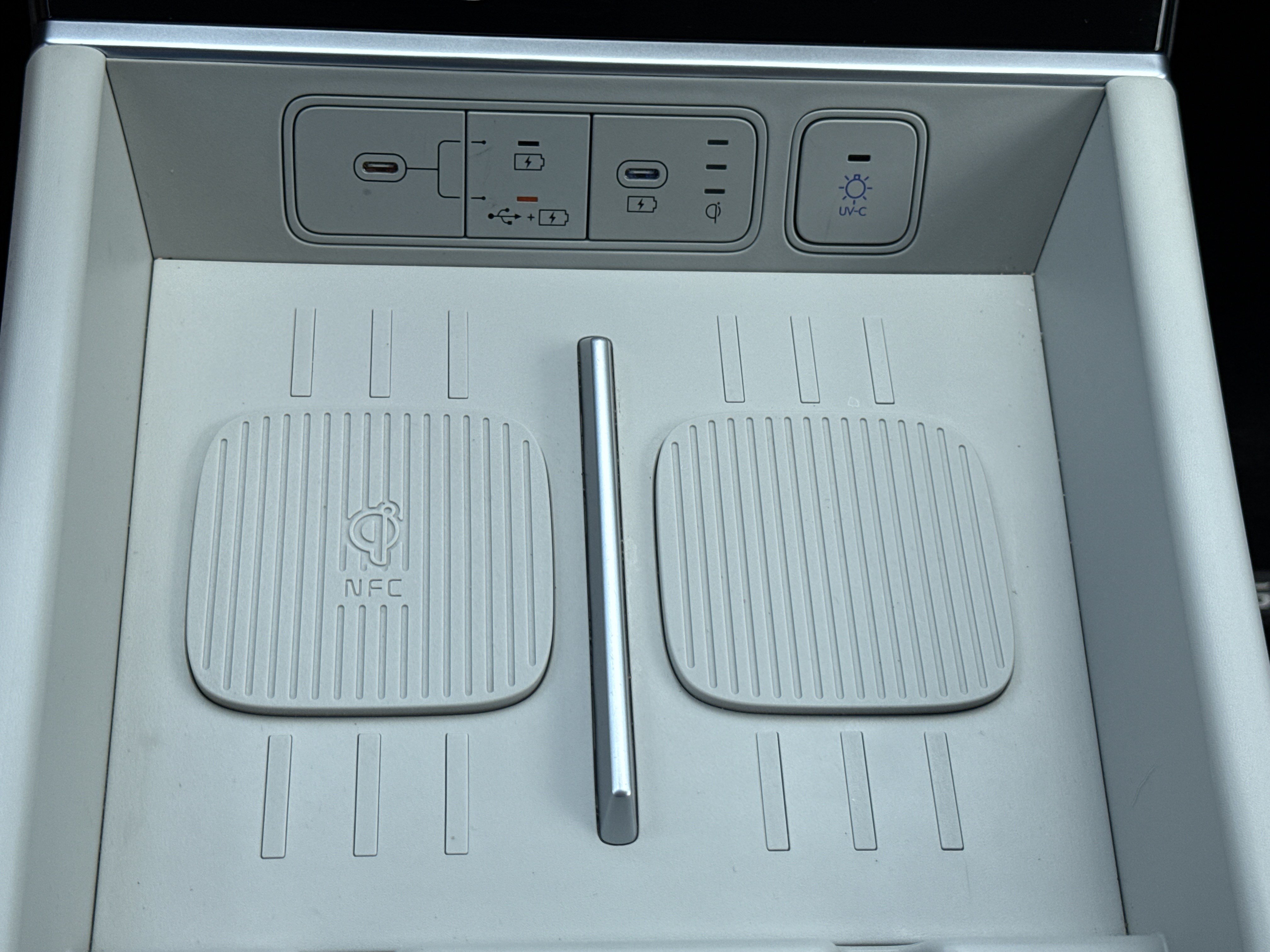 Certified Used 2024 Serenity White Hyundai Limited image 34