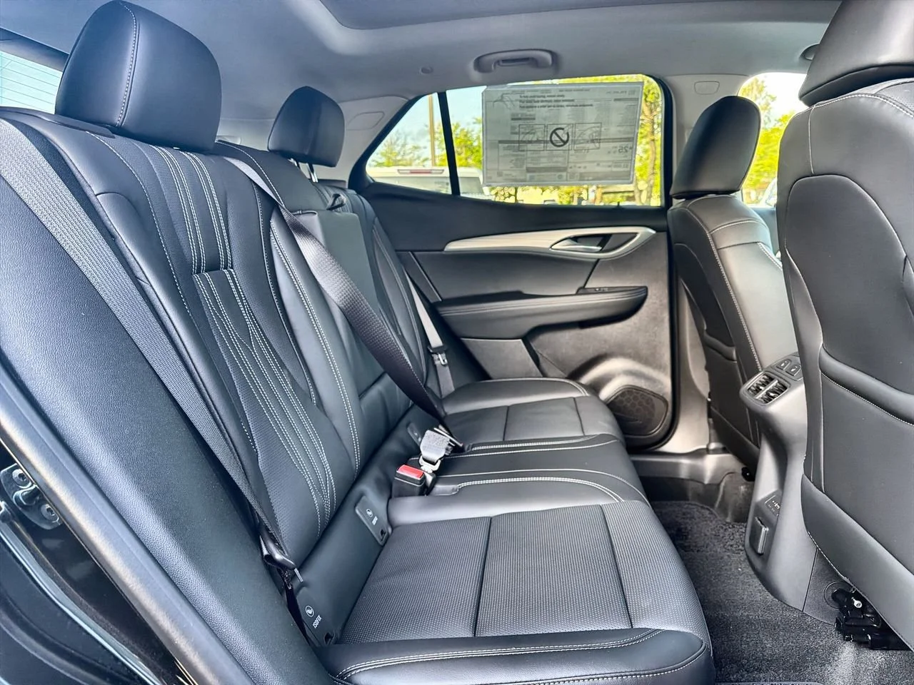 New 2026 Ebony Twilight Metallic Buick Avenir image 22