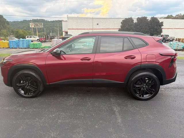 Used 2024 Crimson Metallic Chevrolet ACTIV image 11