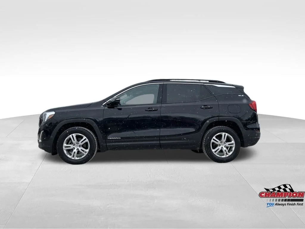 Used 2018 Black GMC SLE image 22