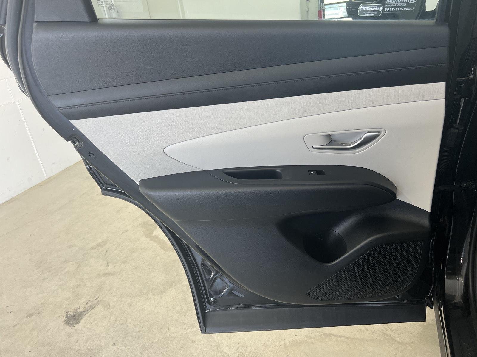 2025 Hyundai Tucson SEL Convenience - Photo 23