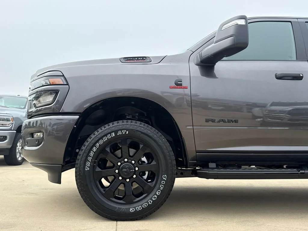 New 2026 Granite Crystal Metallic Clearcoat RAM Big Horn image 5