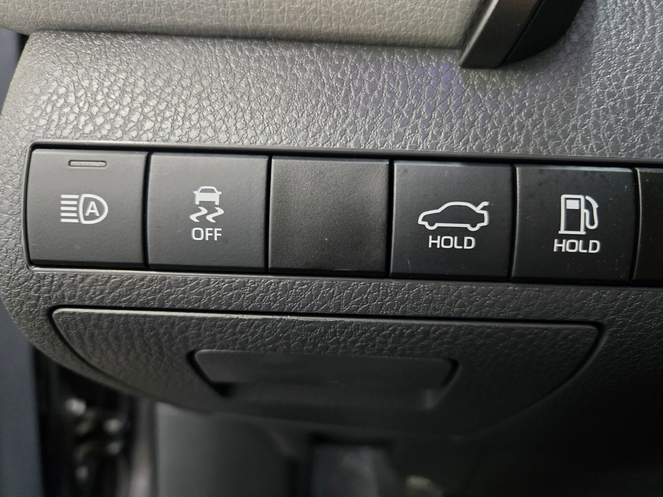 Used 2022 PREDAWN GRAY MI Toyota LE image 25