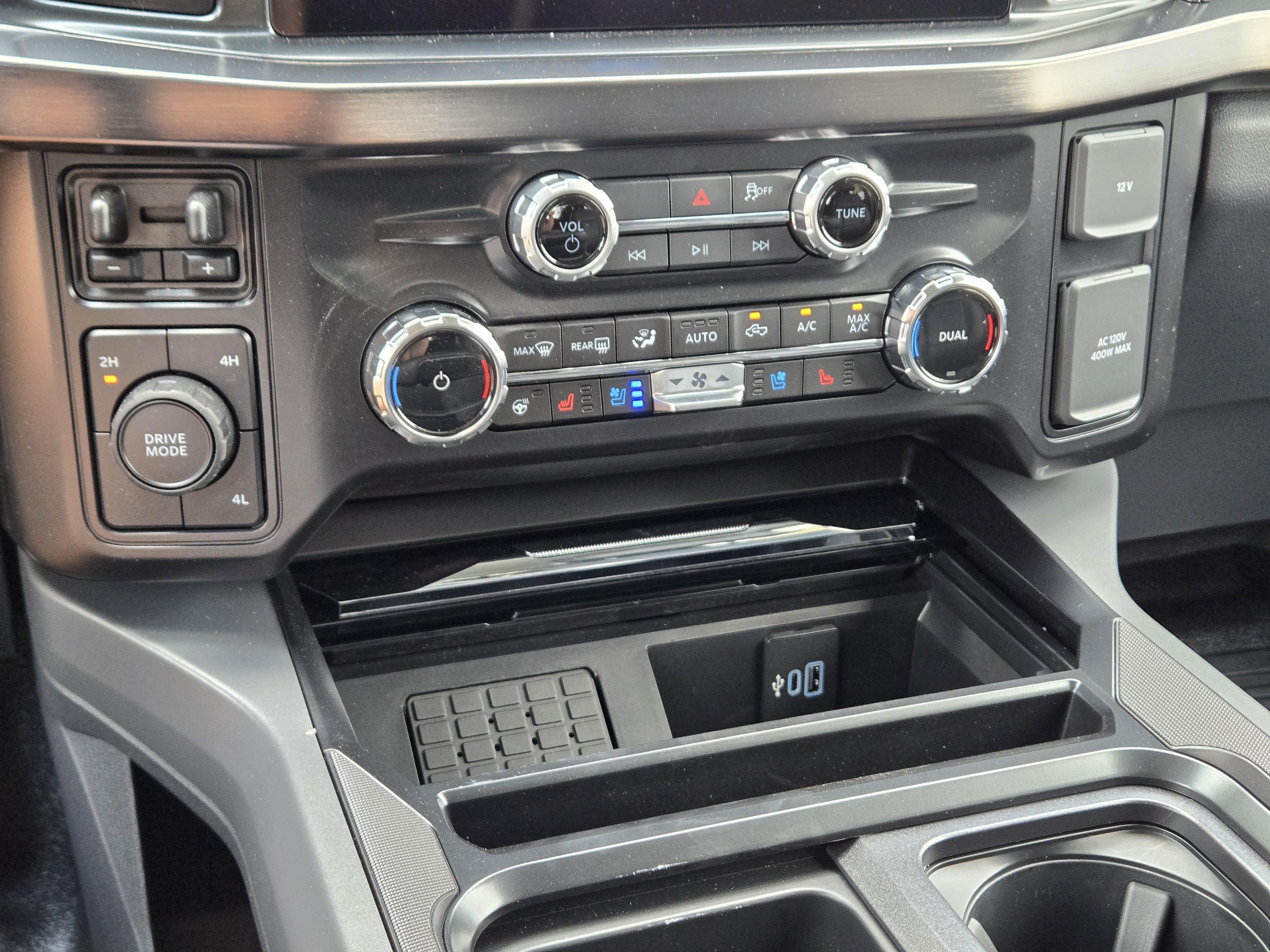New 2026 Marsh Gray FORD F-450® LARIAT® image 30