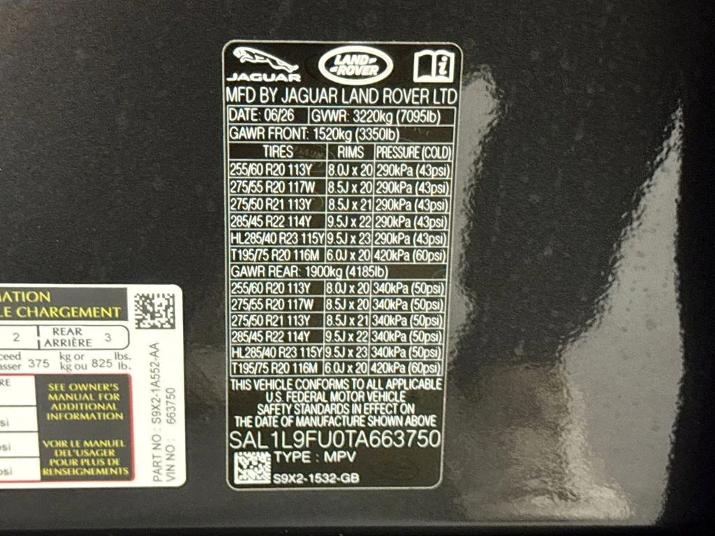 New 2026 Carpathian Grey Land Rover Dynamic SE image 34