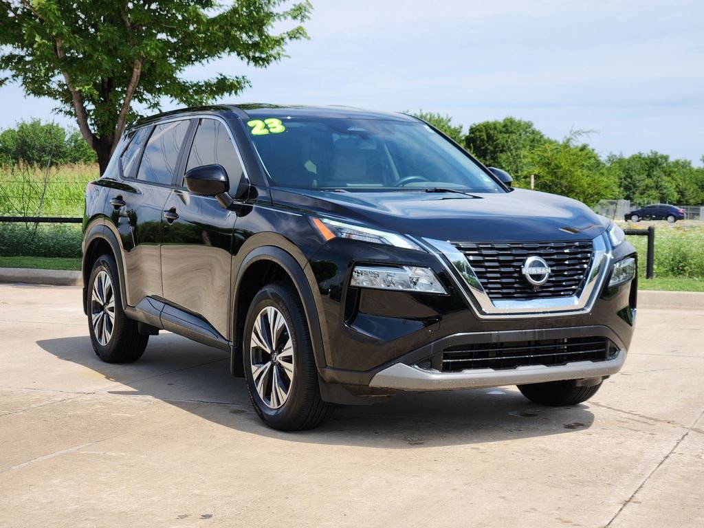 Used 2023 Black Nissan SV image 3