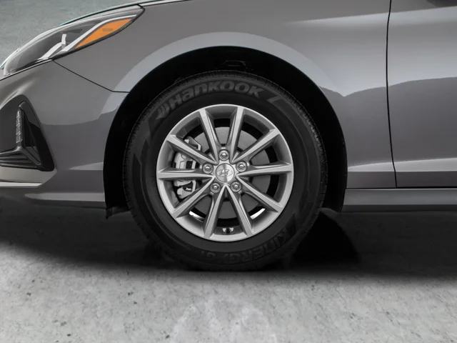 Used 2018 Gray Hyundai Sport image 48