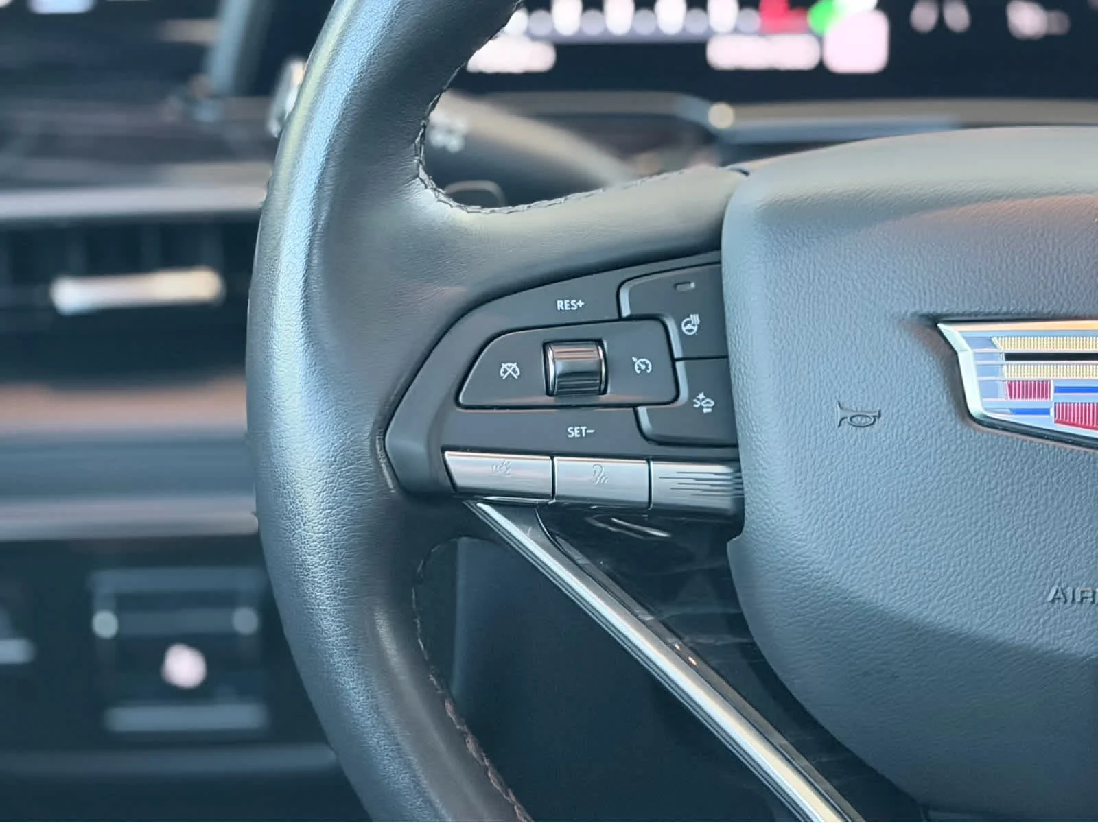 Used 2021 SATIN STEEL METALLIC Cadillac Sport image 26