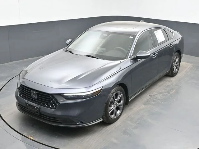 Used 2023 Meteorite Gray Metallic Honda EX image 15