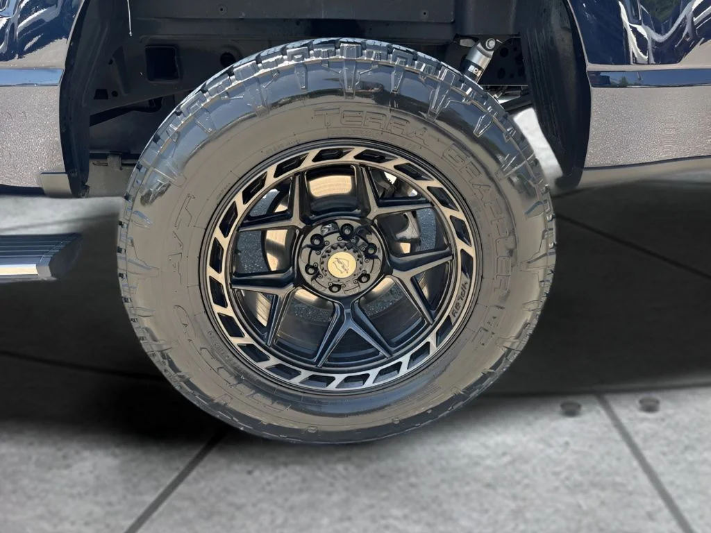 Used 2022 Blue Ford Limited image 31