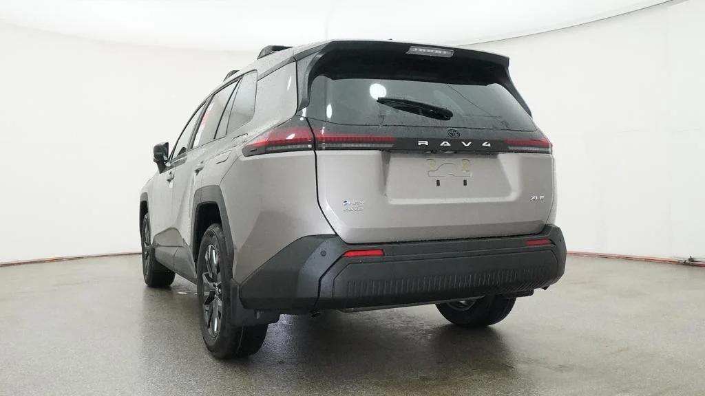 New 2026 Meteor Shower Toyota XLE Premium image 10