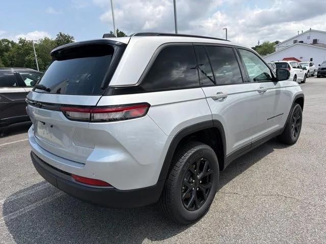 New 2026 Silver Jeep Altitude image 3