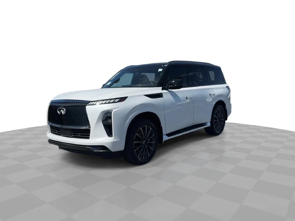 New 2026 2T RADIANT WHIT INFINITI Autograph 4WD image 4