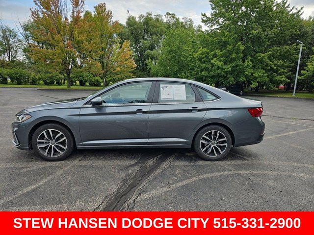 2025 Volkswagen Jetta SE