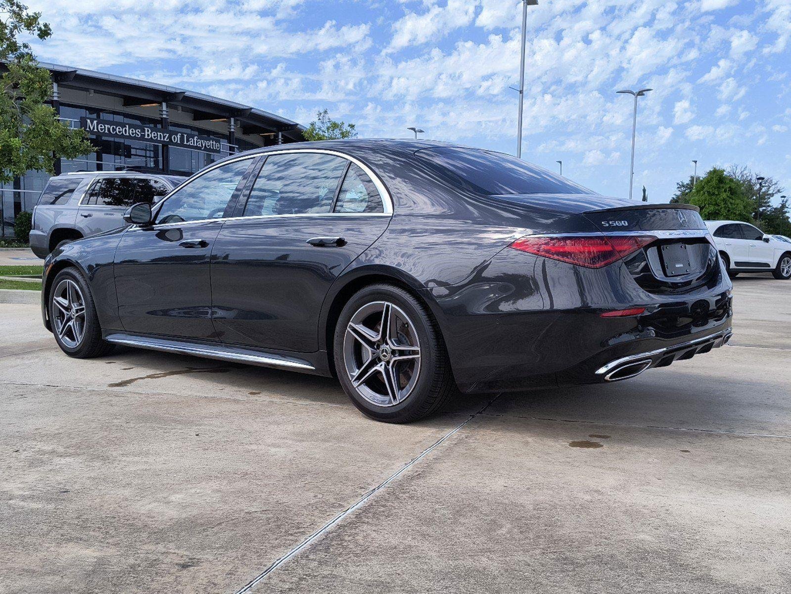 Used 2024 Graphite Grey Metallic Mercedes-Benz S 580 image 4