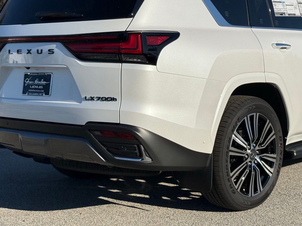 2026 Lexus LX 700h Luxury - Photo 14