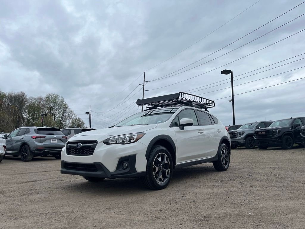 Used 2019 Crystal White Pearl Subaru 2.0i Premium image 2