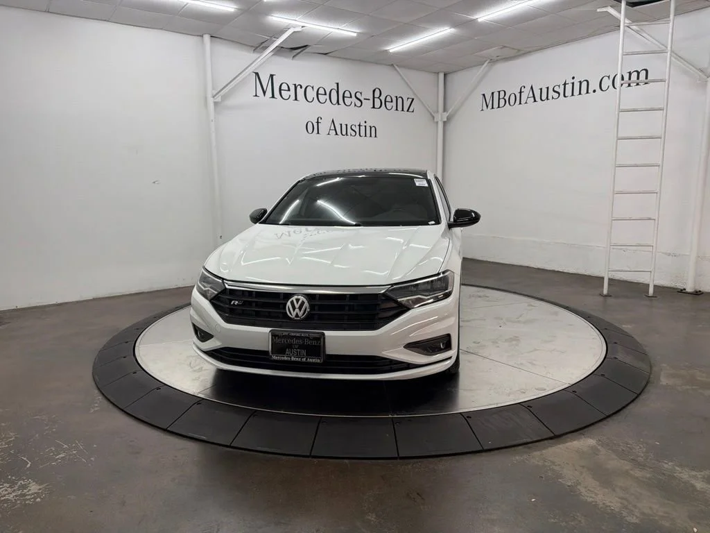 Used 2020 White Volkswagen R-Line image 2