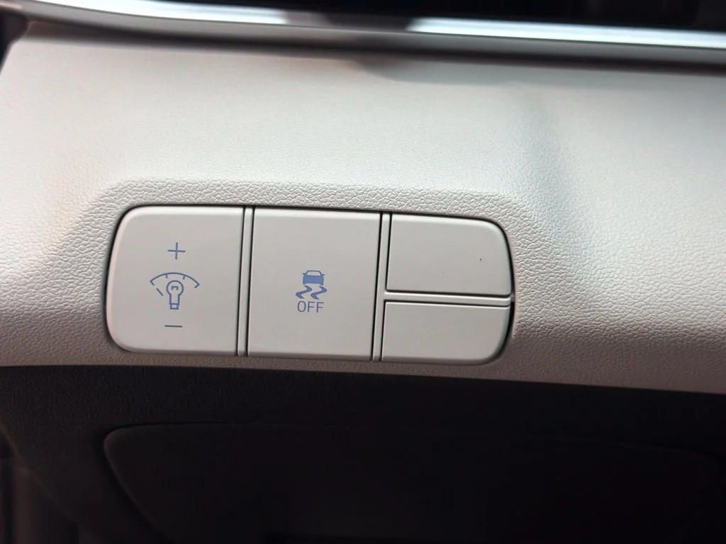 New 2026 Amazon Gray Hyundai SEL Sport Plus image 30