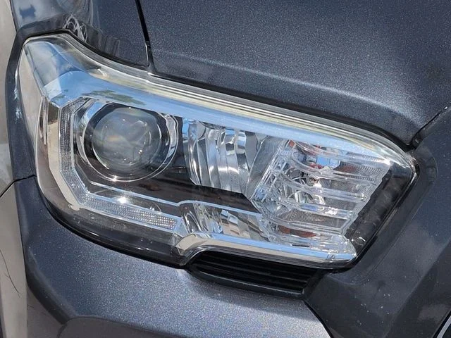 Used 2019 2019 TOYOTA TACOMA 4WD TRD SPORT Toyota TRD Sport image 10