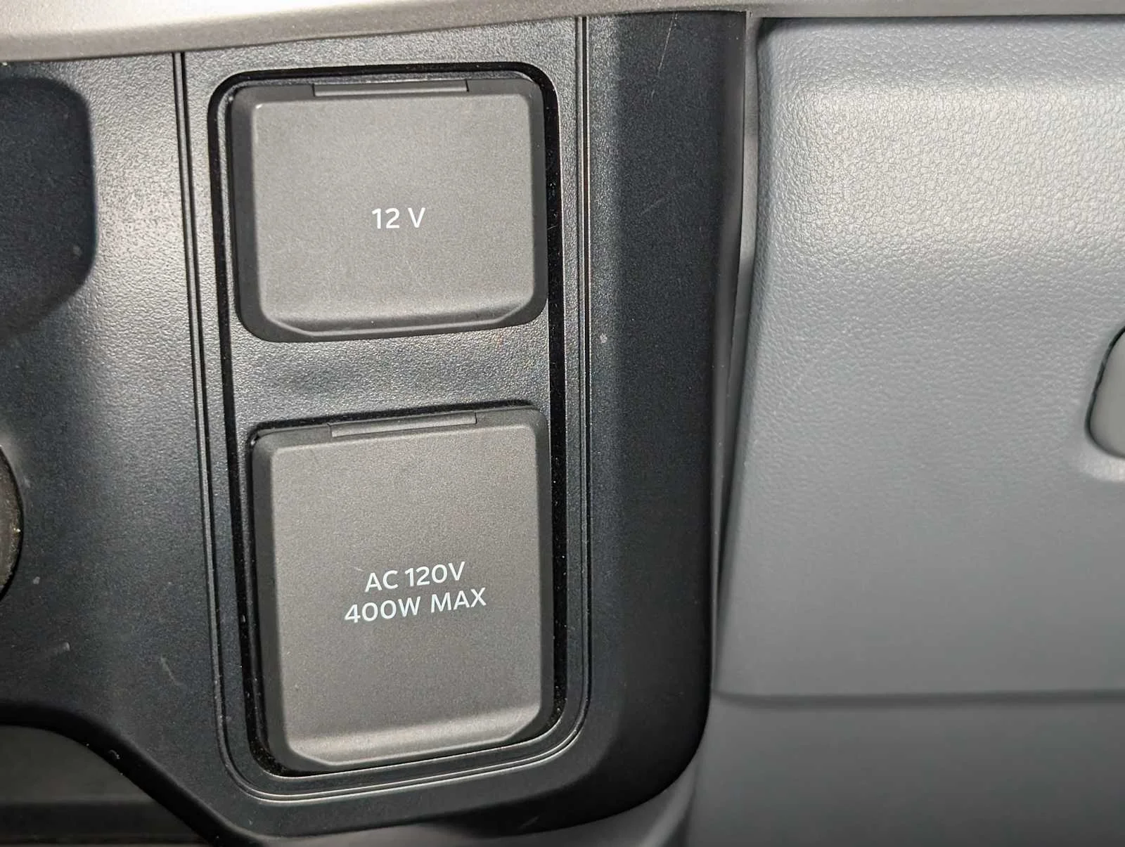 Used 2024 Darkened Bronze Ford XLT image 34