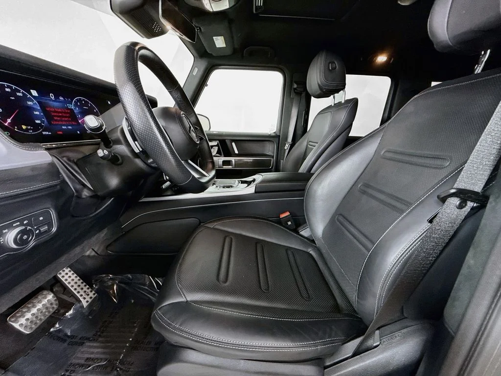 Used 2025 White Mercedes-Benz G 550 image 21