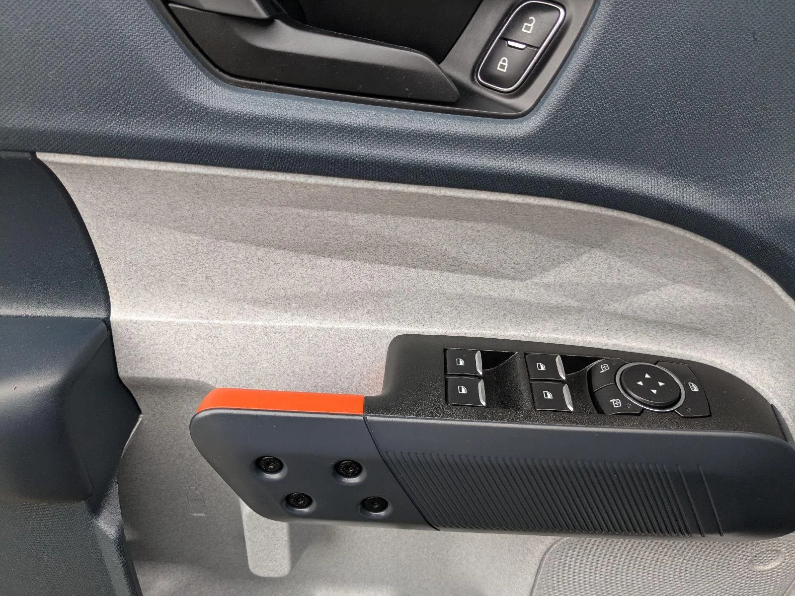 2022 Ford Maverick XLT - Photo 17