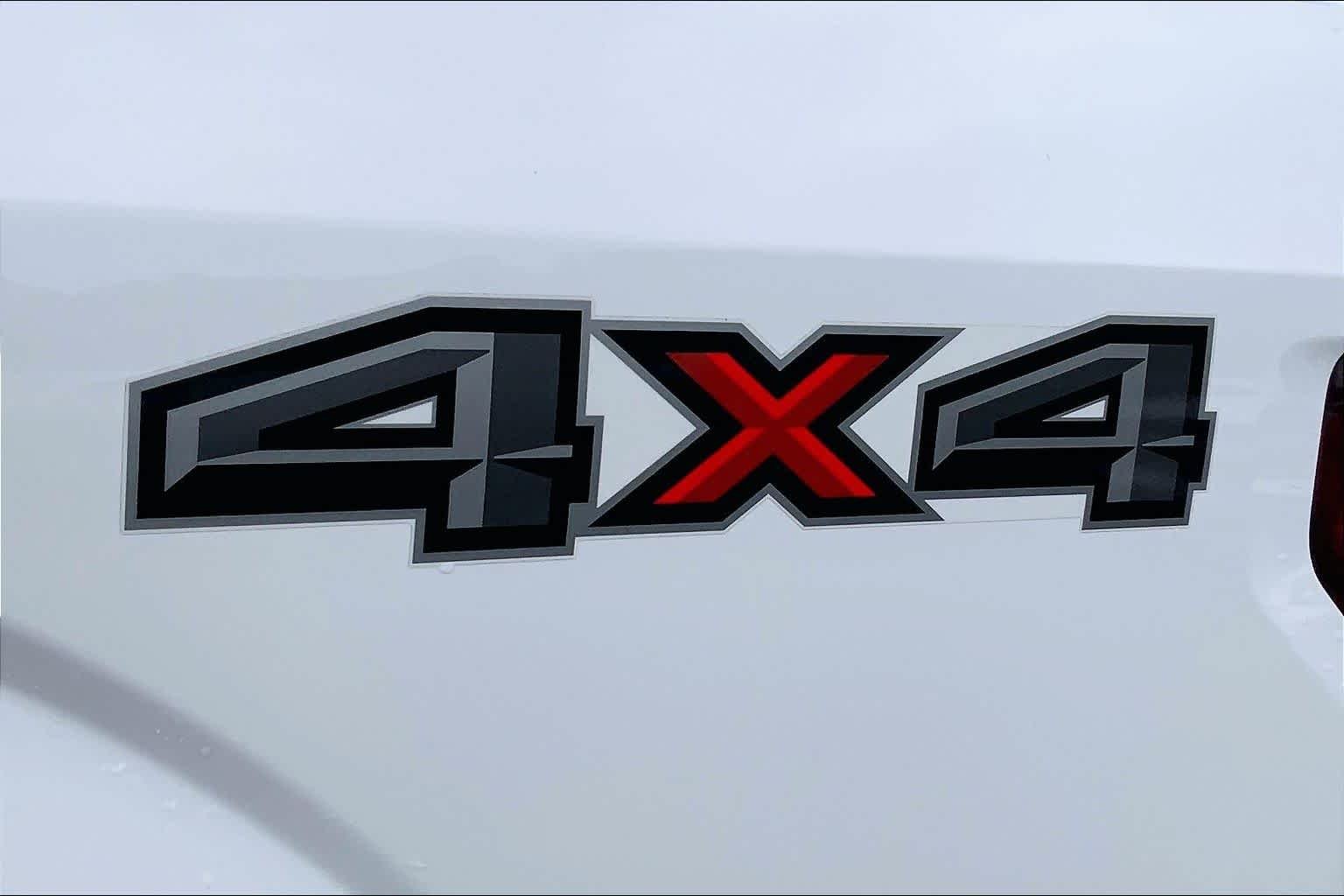 Used 2018 Oxford White Ford XLT image 28