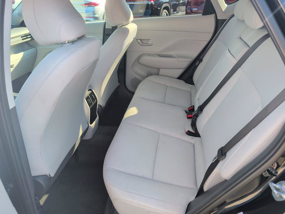 Used 2025 Abyss Black Pearl Hyundai SEL image 9