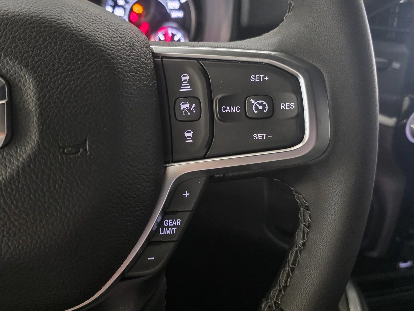 2026 RAM 3500 Big Horn - Photo 36