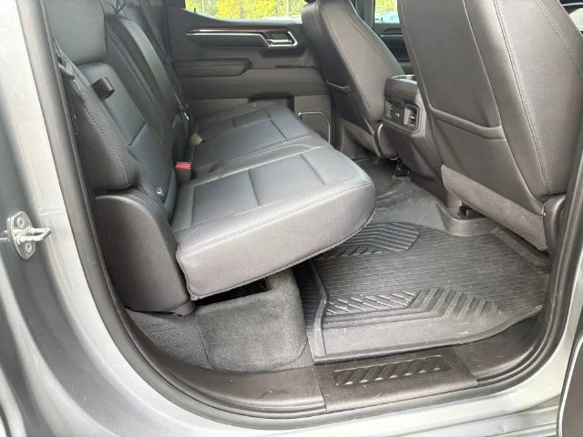 Used 2024 Sterling Gray Metallic Chevrolet LT Trail Boss image 15