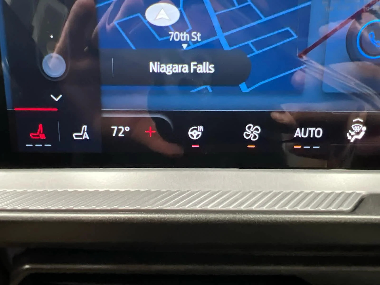 New 2026 Carbonized Gray Metallic Ford Badlands image 30