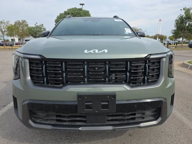Used 2024 Green Kia X-Line SX Prestige image 2
