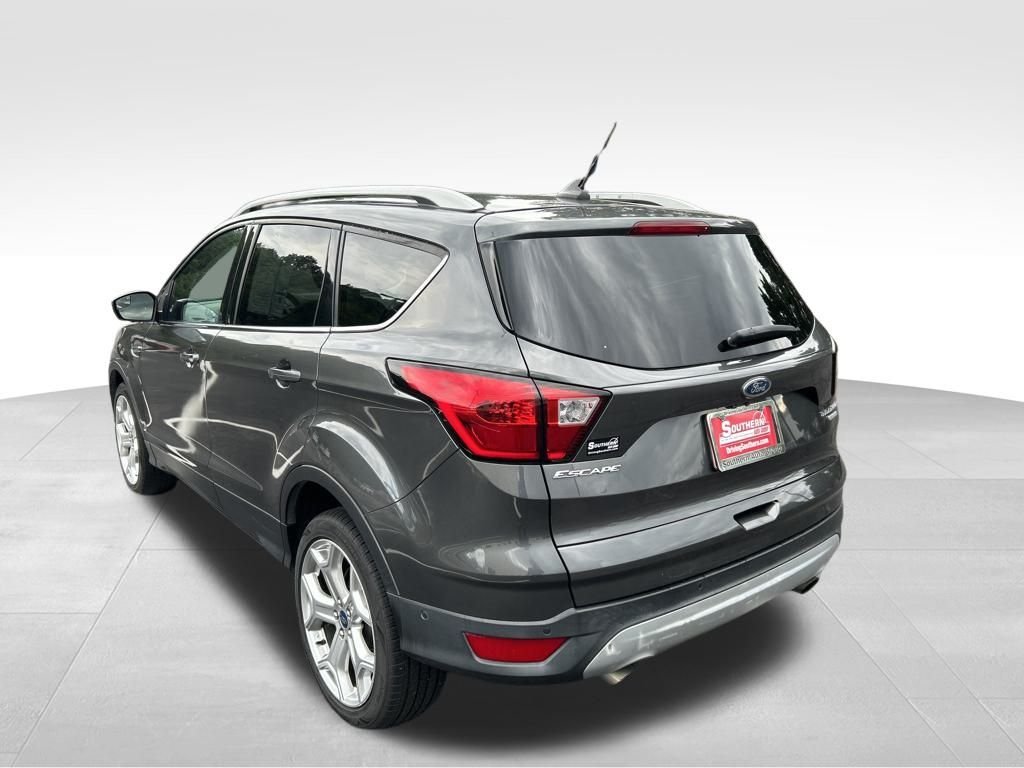 2019 Ford Escape Titanium photo 3