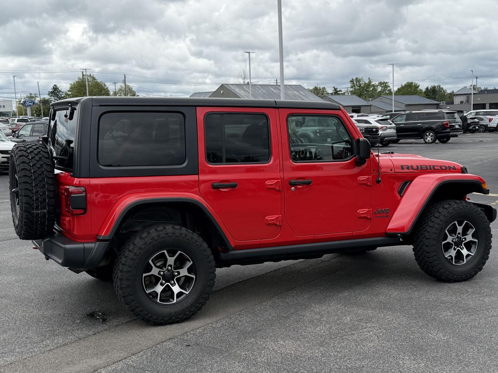 Used 2019 Firecracker Red Clearcoat Jeep Rubicon image 4