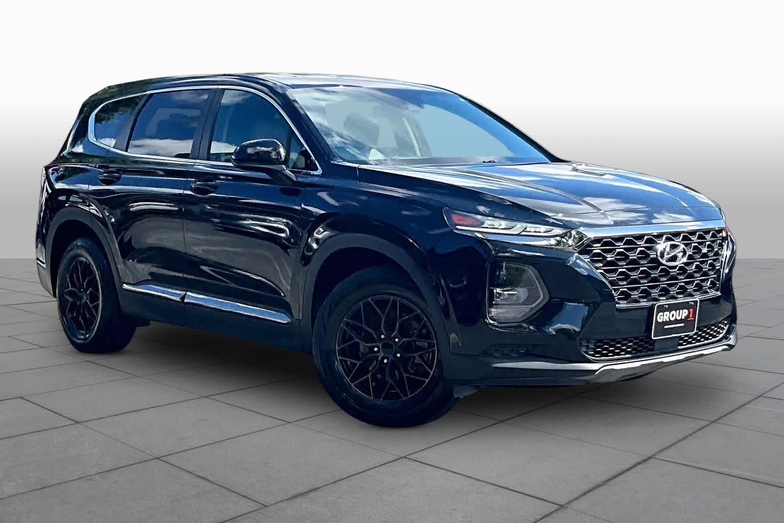 Used 2019 Twilight Black Hyundai SE image 3