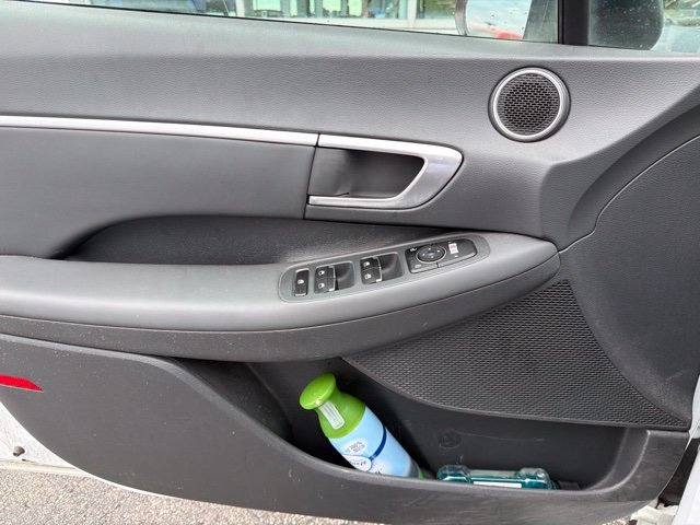 Used 2020 Quartz White Hyundai SEL image 12
