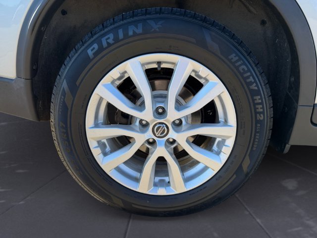 Certified Used 2018 Silver Nissan SV image 44