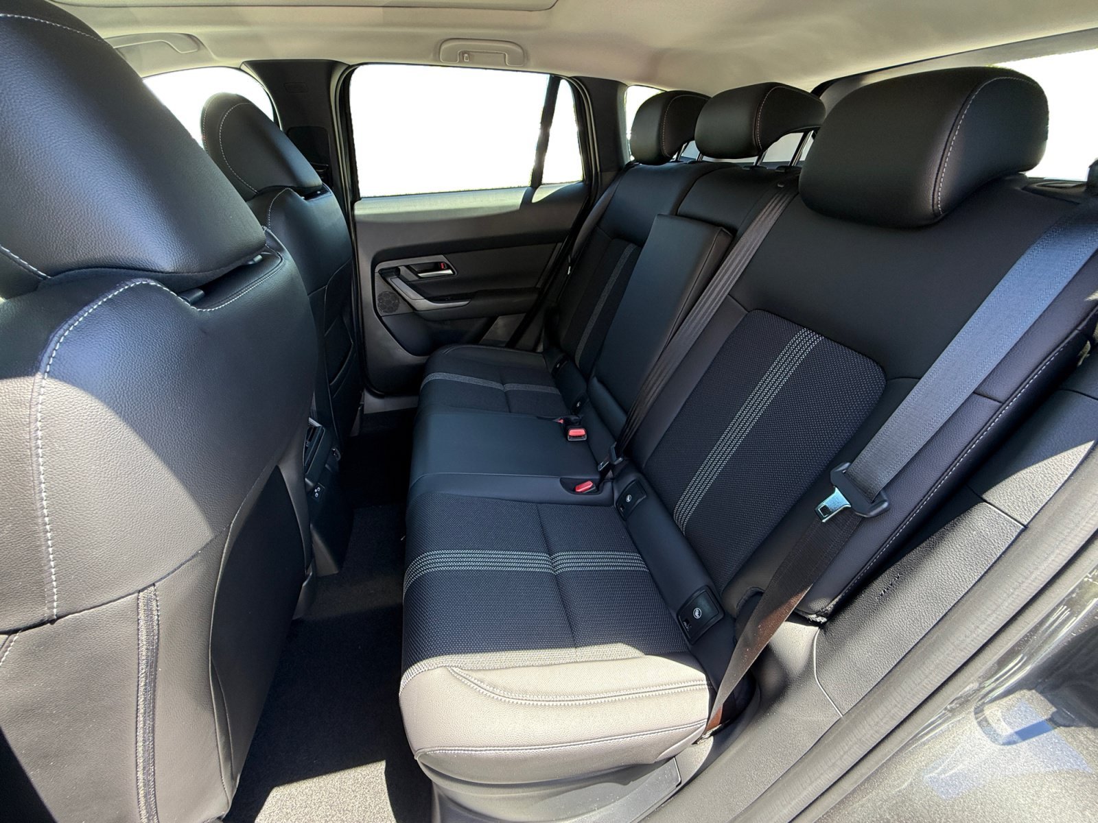 New 2026 Machine Gray Metallic Mazda Preferred image 16