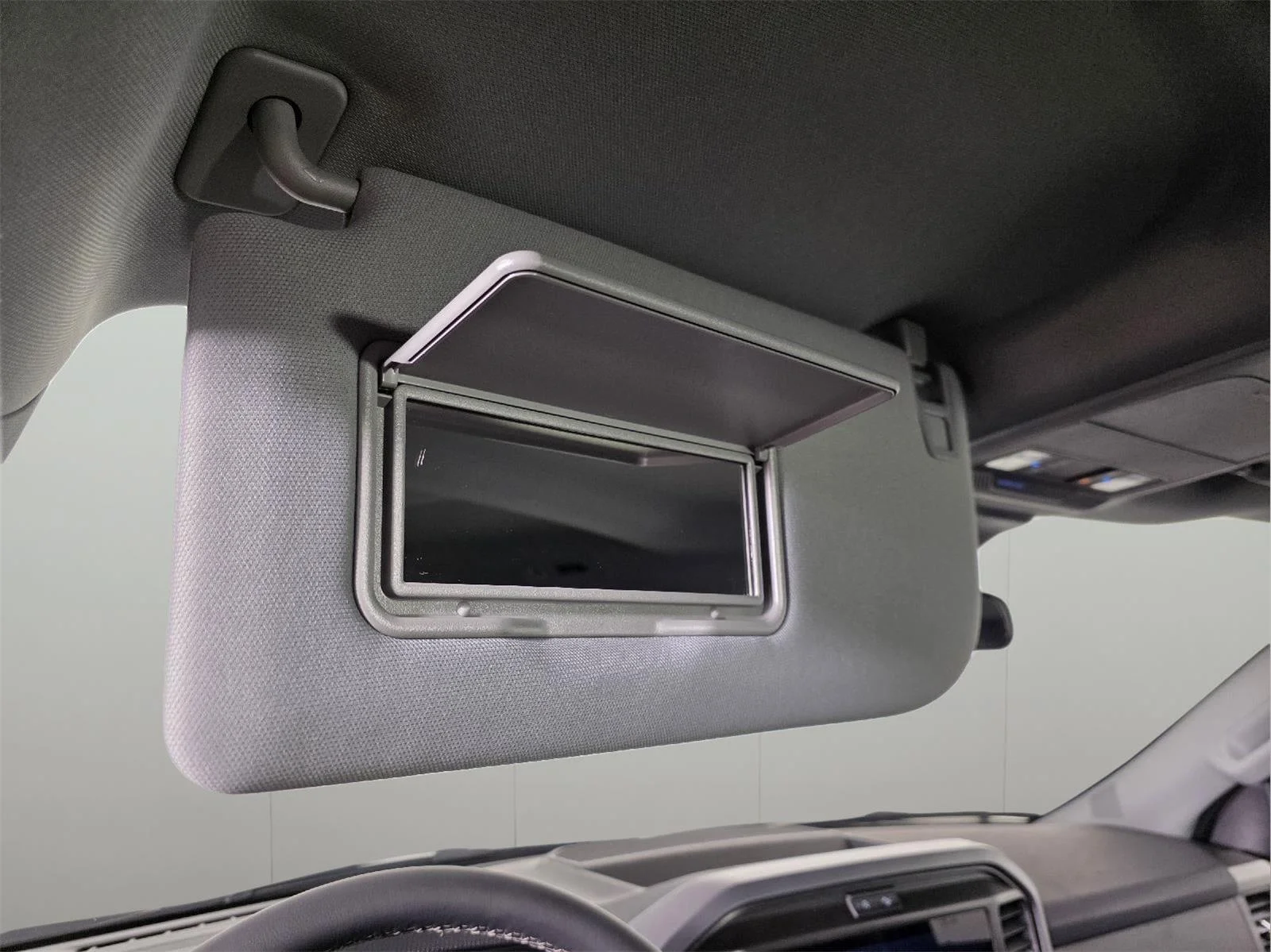 Used 2026 Marsh Gray Ford XLT image 47