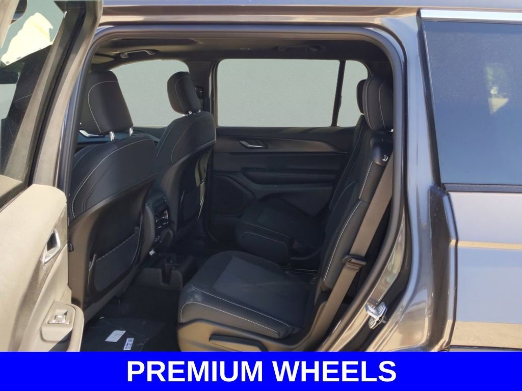 2025 Jeep Grand Cherokee L Laredo - Photo 21