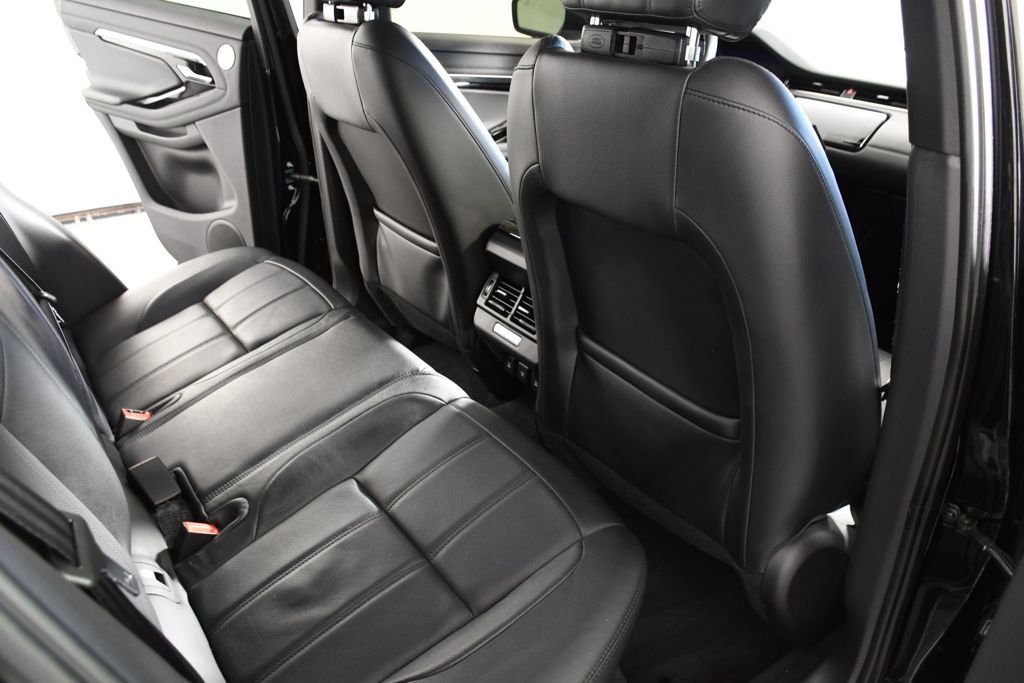 Used 2020 Santorini Black Metallic Land Rover R-Dynamic SE image 22