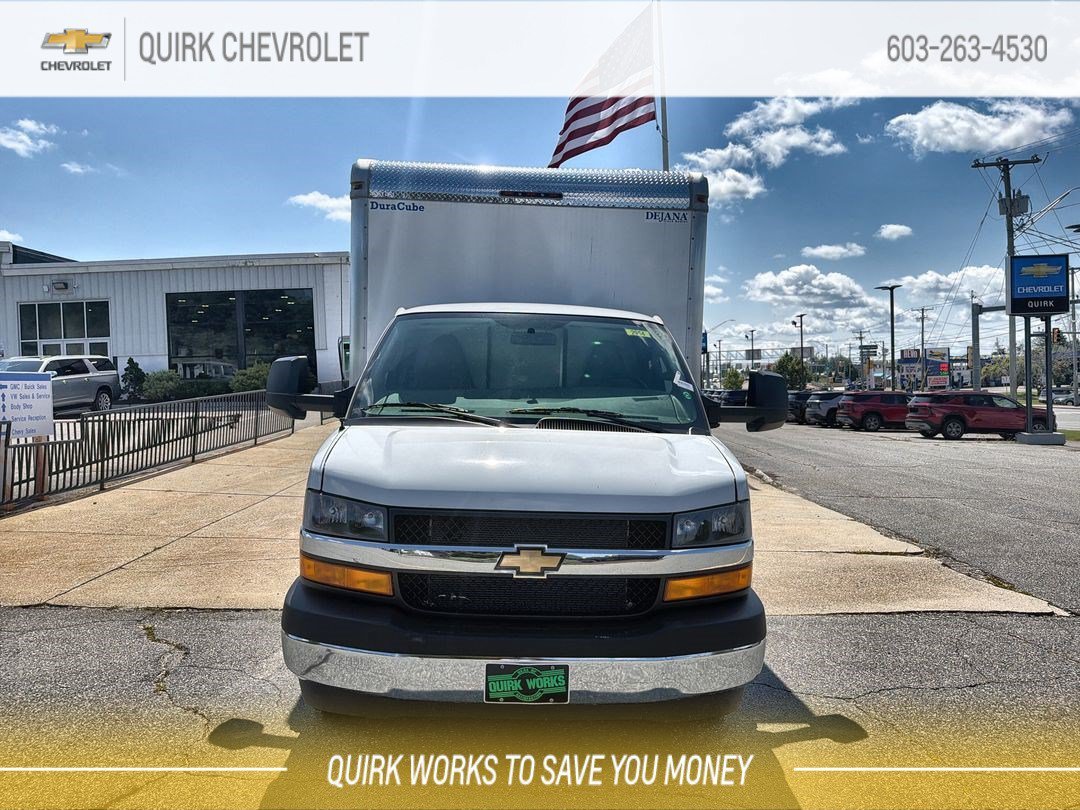 2026 Chevrolet Express Cutaway Base