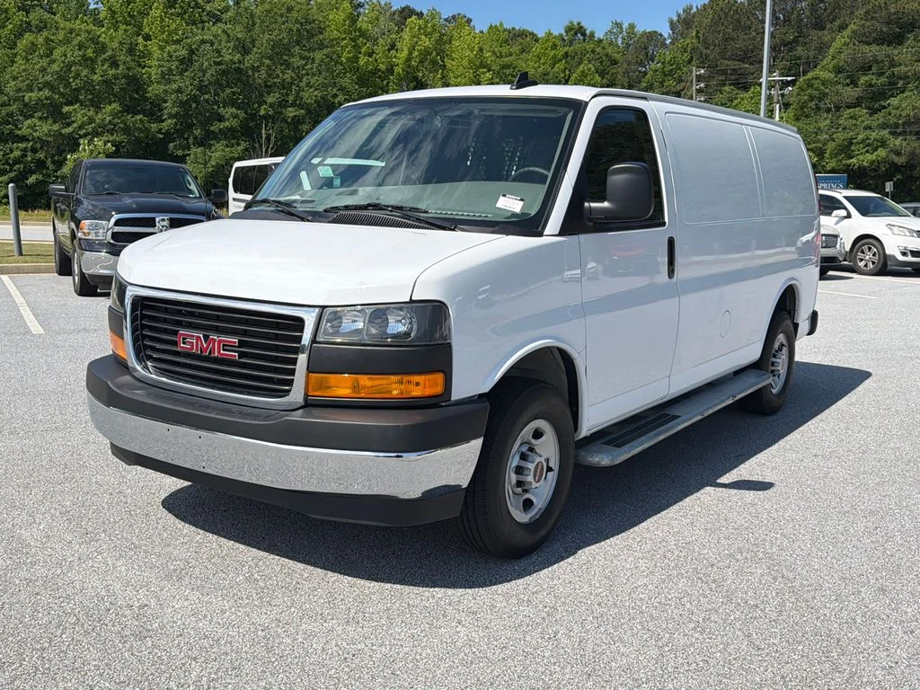 Used 2024 White GMC Work Van image 3