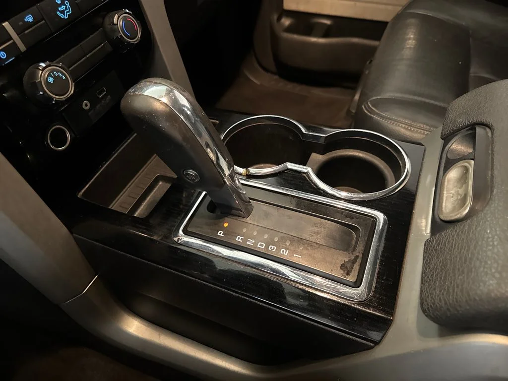 Used 2010 White Ford XLT image 28