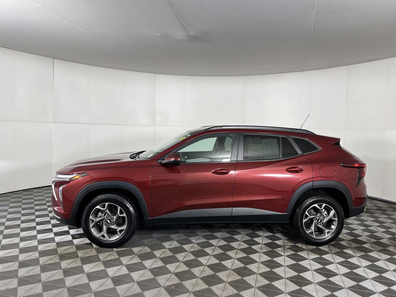 Used 2024 Crimson Metallic Chevrolet LT image 17