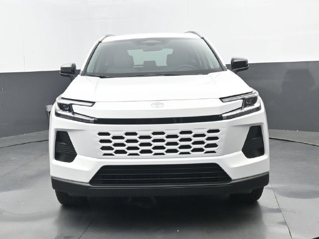 New 2026 Ice Cap Toyota XLE Premium image 19