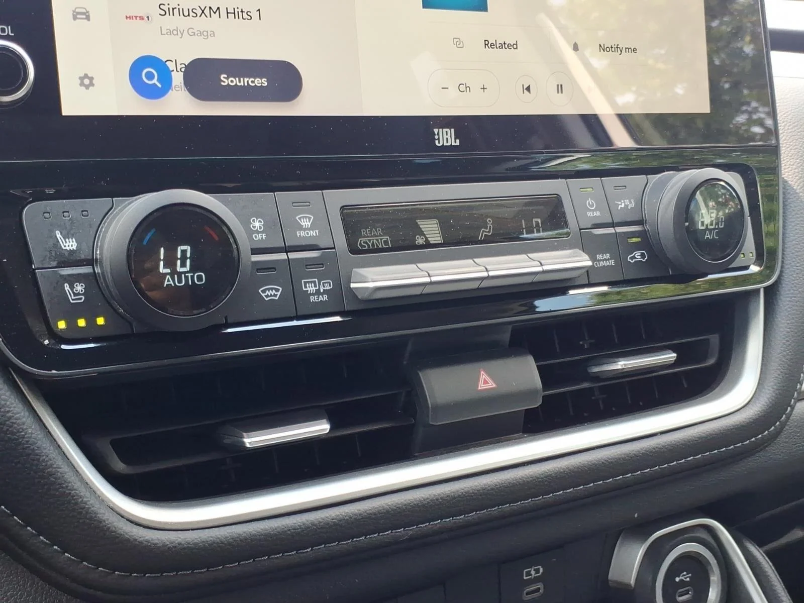 Used 2024 Wind Chill Pearl Toyota Limited image 26