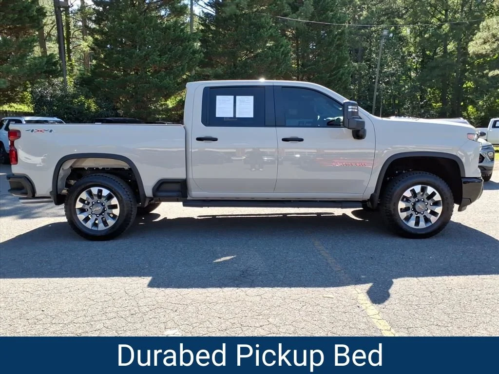 Used 2026 White Chevrolet Custom image 29
