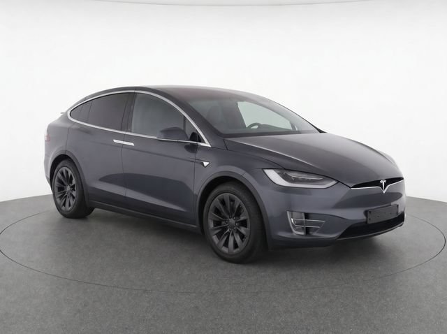 Used 2020 Silver Tesla Long Range image 2